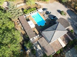 Le Clos Des Dryades g, ξενοδοχείο σε Vers