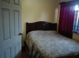 Residencial Cecilia, penzion v destinaci Chillán