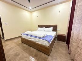 Anirudh Hotel, hotel v destinaci Phata