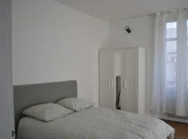 Maison de ville 4 chambres à Cholet, Idéale pour les familles, groupes et sportifs !