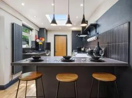 Wrights Terrace - Air Host and Stay - 4 Bedroom