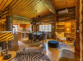 Kuukkeli Log Houses Teerenpesä - Premium Suite A48