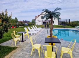 Mazurskie Wzgórze BIS z basenem