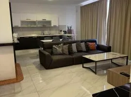 3 Bedrm Penthouse Amazing Views