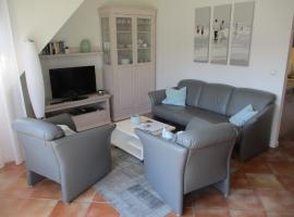 Ferienwohnung Neuensienchen im Haus am See, Hotel in Sandort