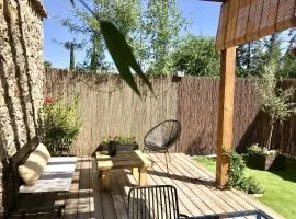 Casa del Concejo Segovia Aire acondicionado y jardín