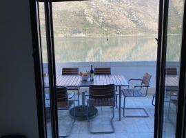 3bdr apartment in Kotor, hotel v destinaci Donji Stoliv