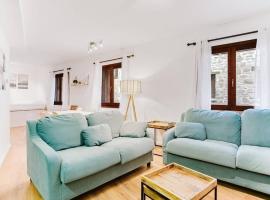 Edelweiss by Cardi Suites, hotel in El Pueyo de Jaca