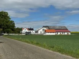 Kvarnviks Gård Close to Sea & Charming Country Stay