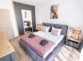 Azur Pearl by RV Apartments