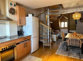 Caleydos - Dúplex diseño by CARDI Suites, hotel in Sallent de Gállego