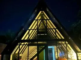 Sariaya Staycation-Pool, Jacuzzi, PS5 and WiFi