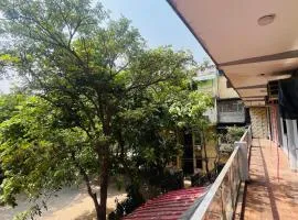 Kerala Homes - Near Nizamuddin Railway Station