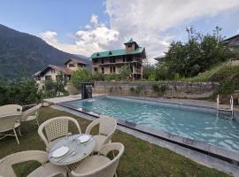 Manāli में, होटल Smugglers Resort #HotAc #HeatedRooms #Mountainview #wholemanaliview