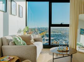 Skyone Lux 2Bed room Aprt in BoxHill with car park, hotel s jacuzzi v destinaci Box Hill