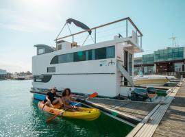 अ कोरूना में, होटल Exclusivas vistas al mar en casa barco, pleno centro, terraza, parking