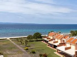 AEON Beach Villa, Tripotamos by Halkidiki Villas