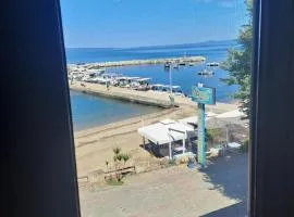 Port View Apartment