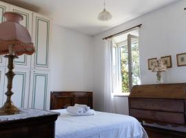 La Casina a Oleggio, hotel in Oleggio