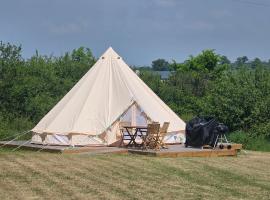 Camping le Monteil, luxusní stan v destinaci Évaux-les-Bains