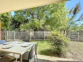 2950-Appartement une chambre avec piscine