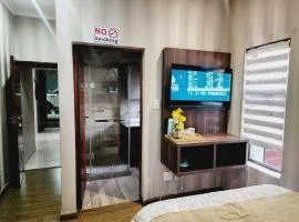 The Green leaf Executive Home