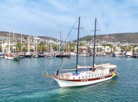 Lıfe ıs lıfe, barco en Bodrum