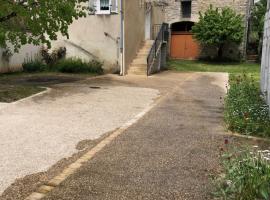 La Clé Des Champs, hotel v destinaci Villiers-les-Hauts