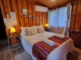 Cabañas Carolín Cacao Castaño, khách sạn ở San José de Maipo