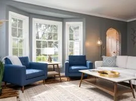 Shoreline Villa