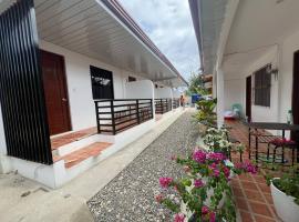 L&G Tourists Inn, pousada em Moalboal