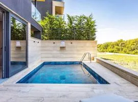 Luxury Pool Seaside Apartments Zadar