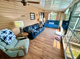 Aquahouse is an Adorable 1 Bed 1 Bath Beach Bungalow just steps from the ocean!