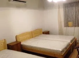 FSQH PARASZTHÁZ Farmhouse