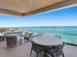 Beachfront 3 bedroom Luxury Residence