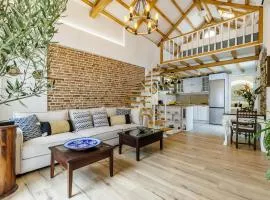 Blue Heaven Loft House