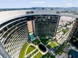 Queens Wharf TWO Bedrooms Apt
