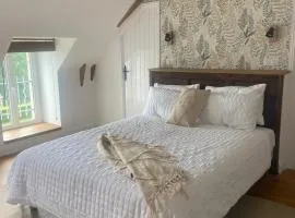 Pinabre Rose Cottage