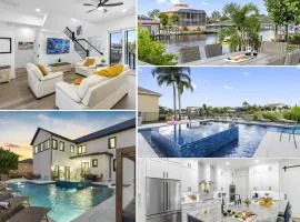 Stunning Apollo Beach Villa - Amazing Pool Escape