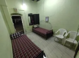 Mohak Yatri Nivas मोहक यात्री निवास