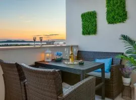 Stella Maris 2BDR, balcony, sea view, garage, BBQ