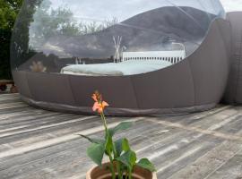 L' Instant d' une nuit, місце для глемпінгу у місті Mettet