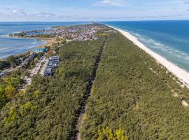 Apartament Leśny Ogród - kompleks Wydma & Las - 200 m do Morza, widok na sosnowy las, leśny ogród o pow 160 m2, bezpłatny parking, faktura VAT, ochrona, plac zabaw, boisko wielofunkcyjne，位于亚斯塔尔尼亚的酒店