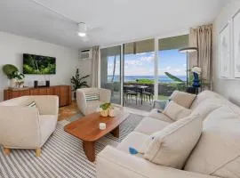 Oceanfront Condo Kailua Kona Walk to Beach Town and Sunset Views