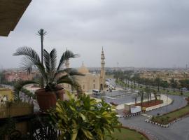 Rehab City Hotel Rooms men only、New cairoのホテル