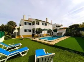 Casa Jagoza Ericeira with pool and garden