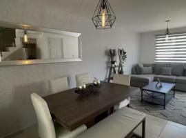 VALQUIRICO y VW A POCOS MINUTOS, hotel en Santa María Coronanco