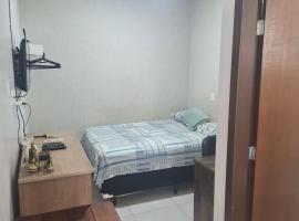 Apartamento vest unirv, hotel em Rio Verde