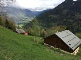 Chalet dans les alpages de Savoie