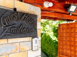 Guesthouse Emiljano, guest house in Berat